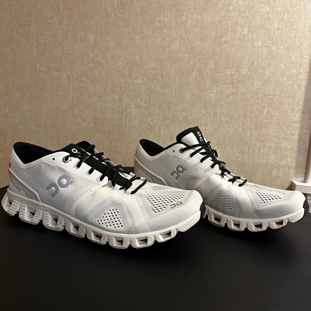 Been worn once and are just like new !